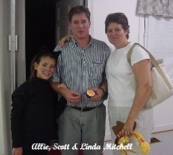 daughter Allie with Scott & Linda Sisson Mitchell at Mizpah Nov 2004